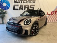 MINI JCW CAB